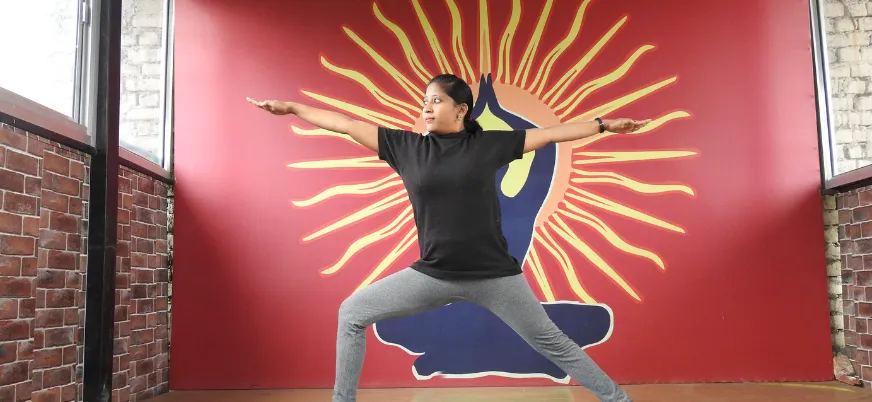 Advanced study of yoga philosophy and ethics in the 300-hour YTTC in Rishikesh.